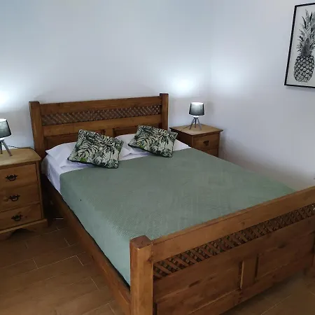 Centrally Located 2 Bedrooms House With Shared Heated Pool Agua de Alto