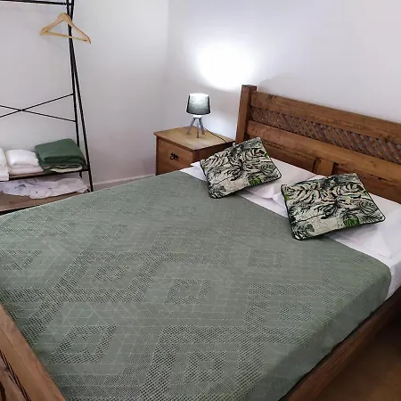 Casa de Férias Centrally Located 2 Bedrooms House With Shared Heated Pool *